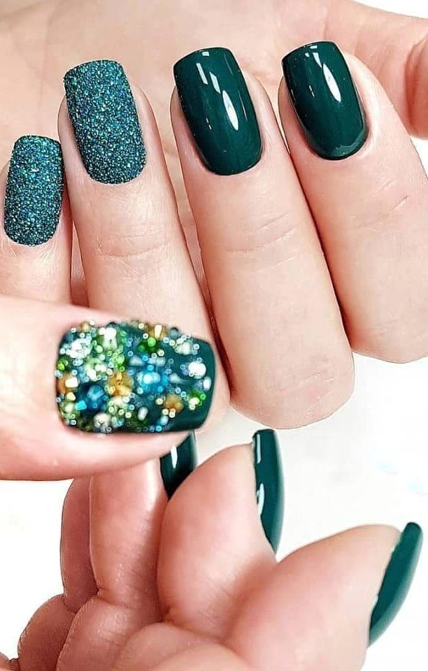 38-glitter-nails-design-ideas-this-year-trend-naildesigns